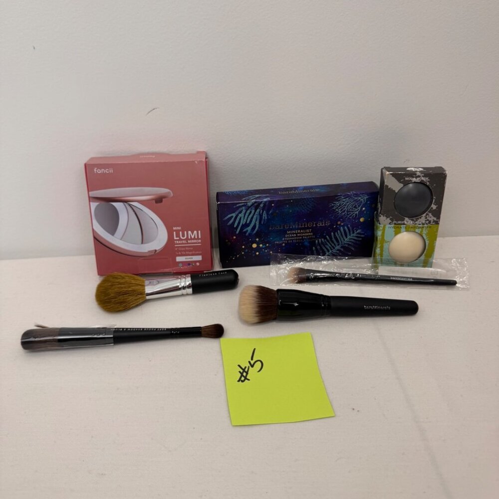 NEW Bareminerals eyeshadow palette Ocean Wonders, Brushes, Fancii Lumi Compact M - Picture 2 of 12